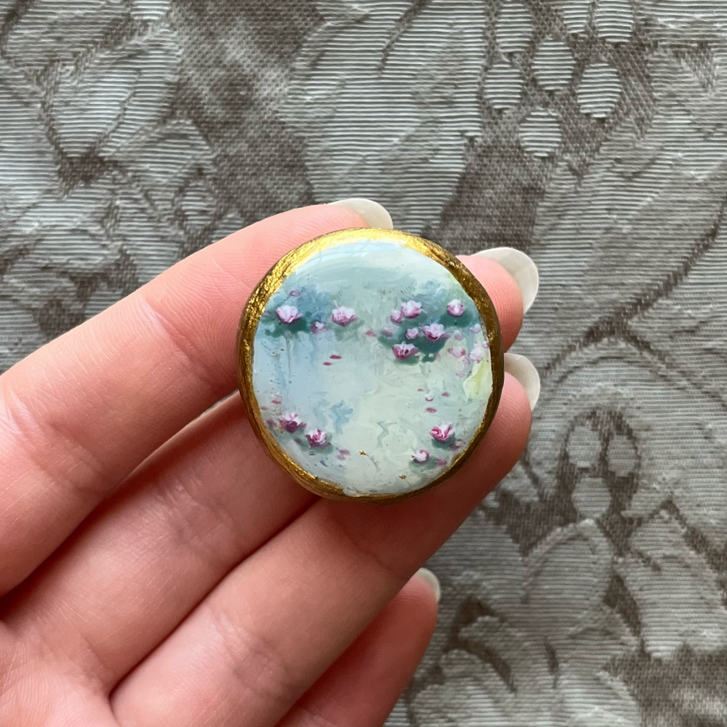Lily Pond - Magnet